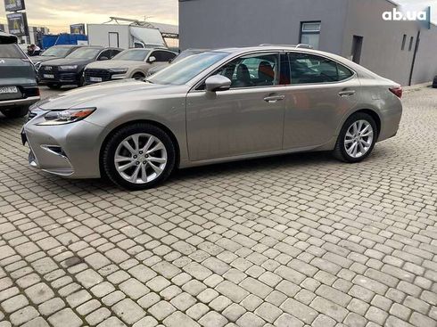 Lexus ES 2017 - фото 4