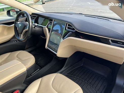 Tesla Model S 2014 - фото 24