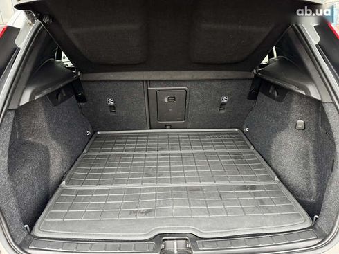 Volvo XC40 2023 - фото 30