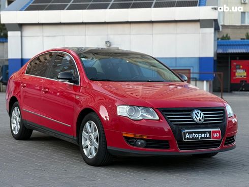 Volkswagen passat b6 2007 красный - фото 3