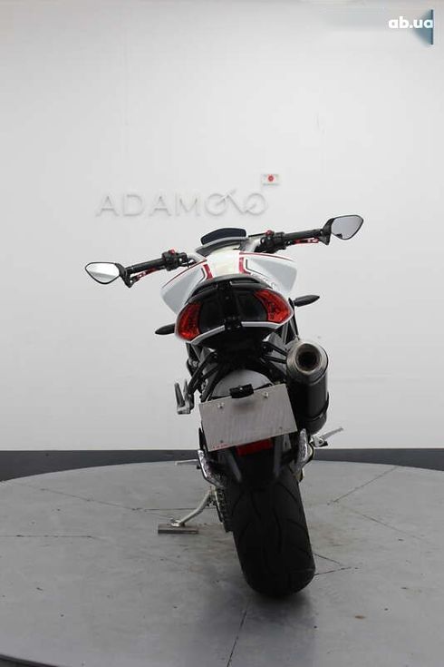 MV Agusta Brutale 2014 - фото 8