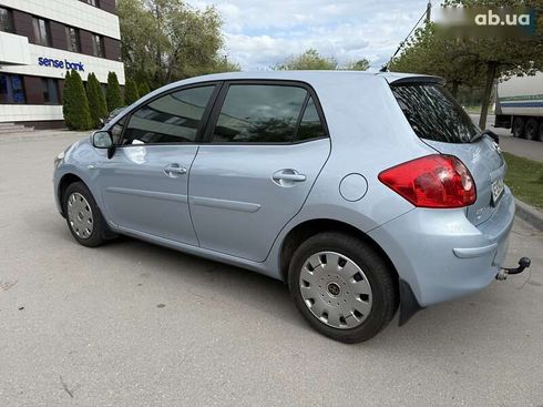 Toyota Auris 2008 - фото 9