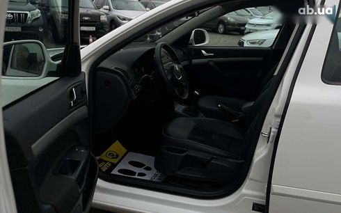 Skoda Octavia 2012 - фото 19