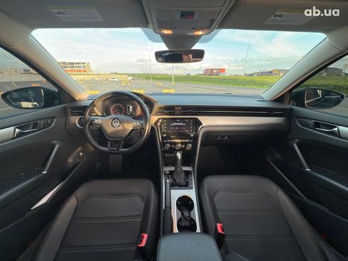Volkswagen Passat 2019 черный - фото 21