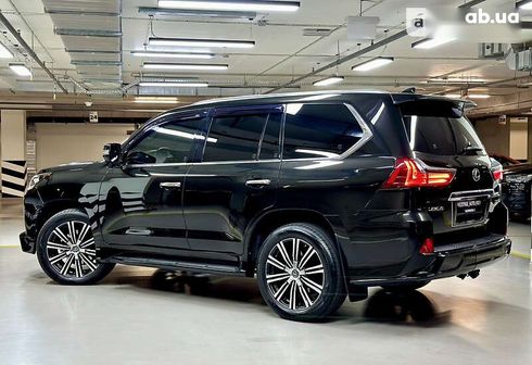 Lexus LX 2018 - фото 27