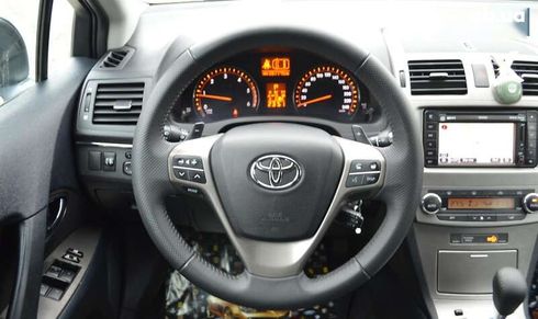 Toyota Avensis 2010 - фото 17