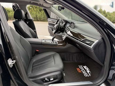 BMW 7 серия 2018 - фото 26