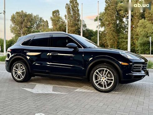Porsche Cayenne 2018 - фото 25