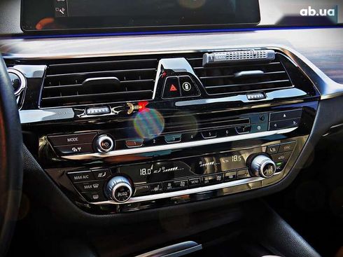 BMW 5 серия 2019 - фото 25
