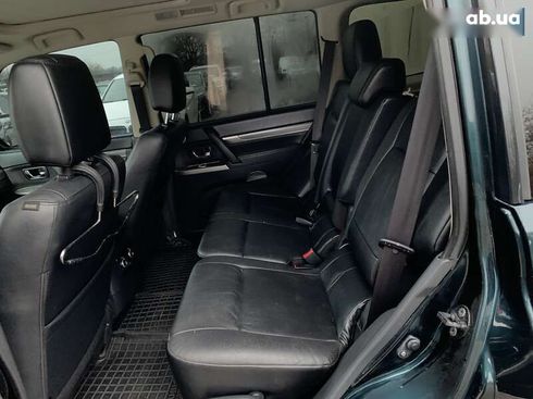 Mitsubishi Pajero Wagon 2014 - фото 27