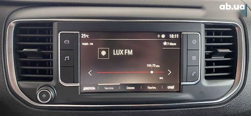 Opel Vivaro 2020 - фото 30