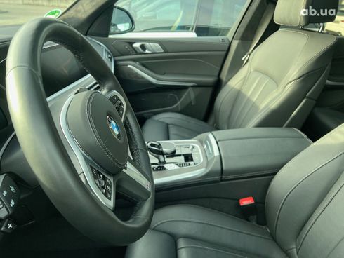 BMW X7 2020 - фото 48