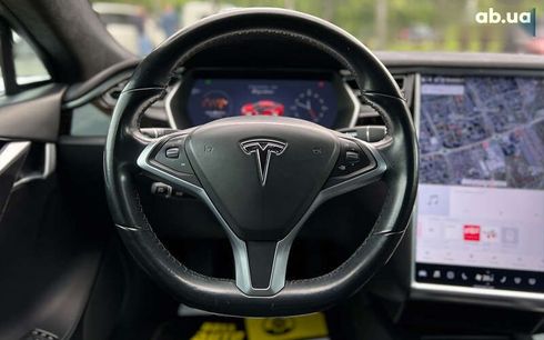 Tesla Model S 2016 - фото 14