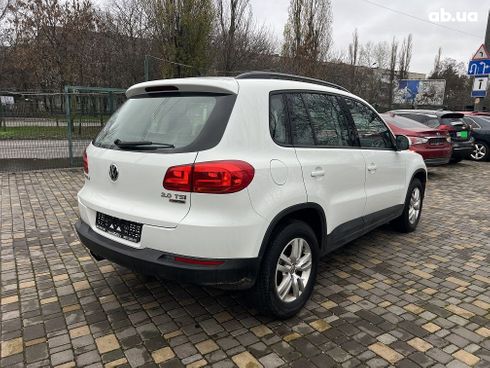 Volkswagen Tiguan 2016 белый - фото 20