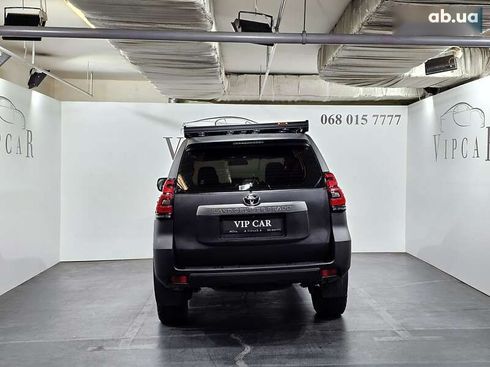 Toyota Land Cruiser Prado 2019 - фото 12