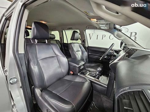 Toyota Land Cruiser Prado 2020 - фото 5