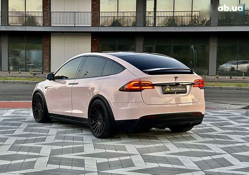 Tesla Model X 2016 - фото 26