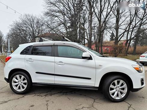 Mitsubishi Outlander 2015 - фото 23