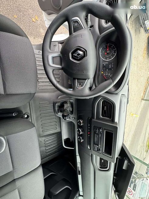Renault Master 2020 - фото 17