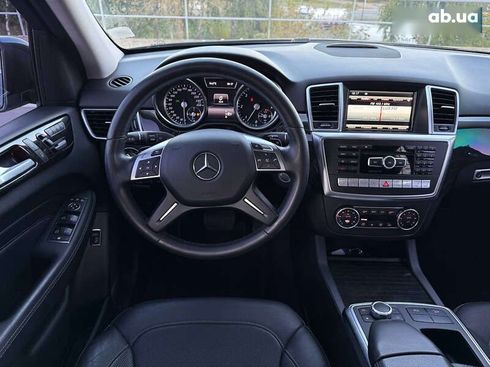 Mercedes-Benz M-Класс 2015 - фото 28