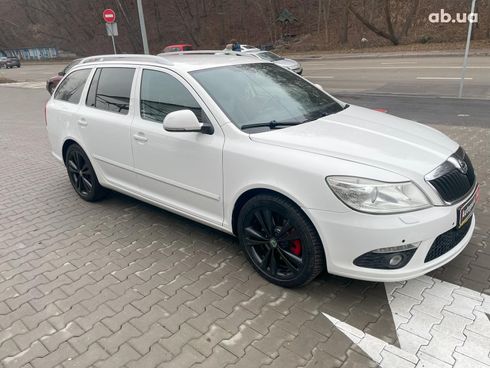 Skoda octavia a5 2009 белый - фото 3