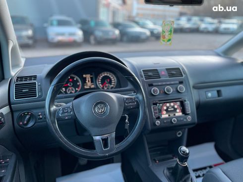 Volkswagen Touran 2014 синий - фото 44