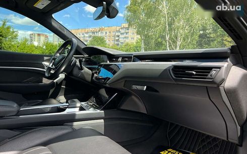 Audi E-Tron 2019 - фото 10