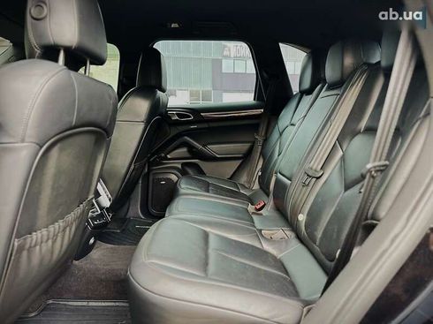 Porsche Cayenne 2013 - фото 30