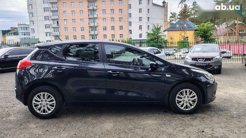 Kia Cee'd 2013 - фото 9