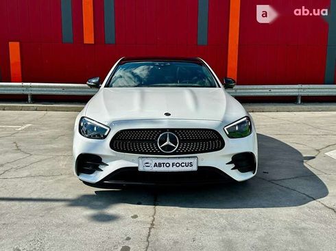 Mercedes-Benz E-Класс 2020 - фото 2