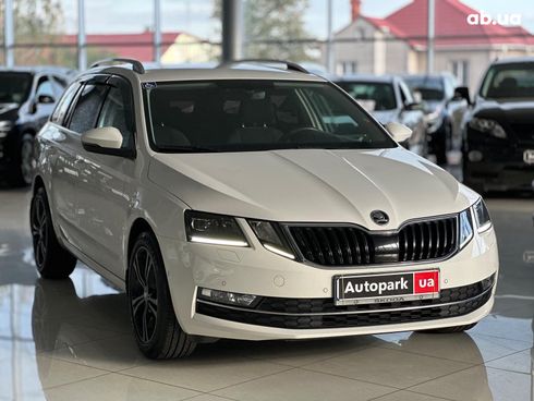 Skoda Octavia 2017 белый - фото 3