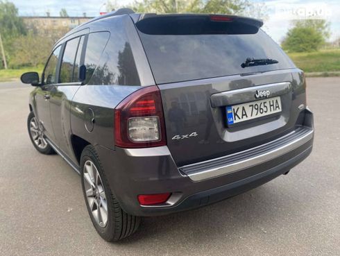 Jeep Compass 2015 серый - фото 6