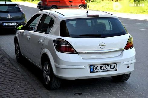 Opel Astra 2013 - фото 17