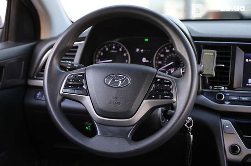 Hyundai Elantra 2018 - фото 11