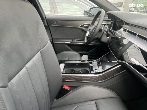 Audi A8 2023 - фото 26