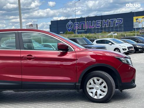 Nissan Qashqai 2014 красный - фото 6