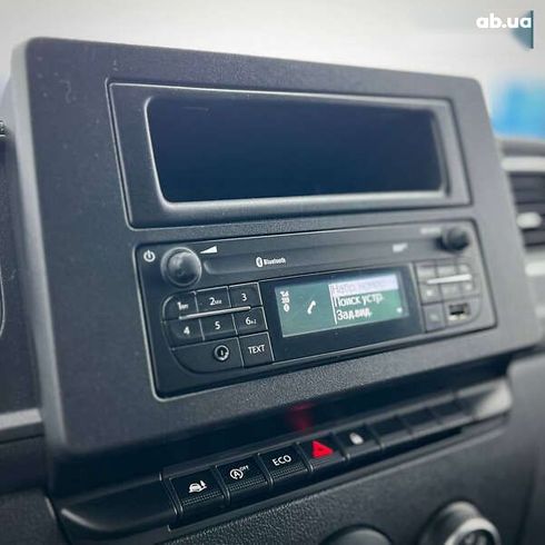 Renault Master 2021 - фото 30