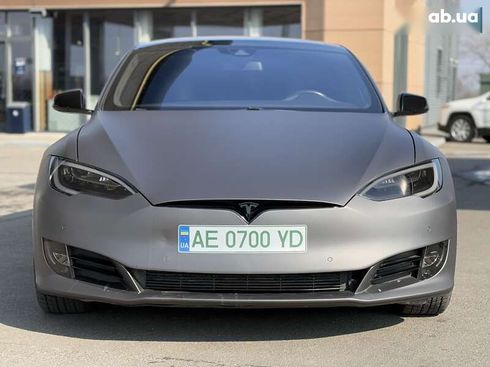 Tesla Model S 2016 - фото 12
