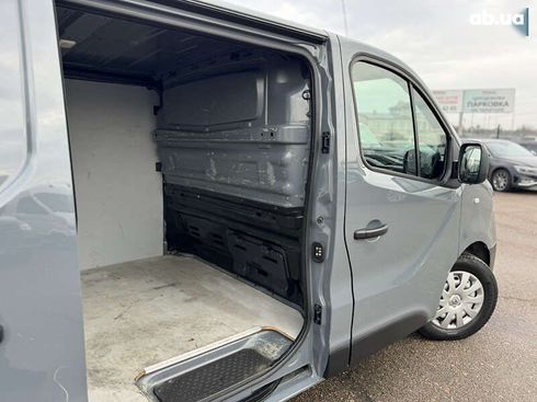 Renault Trafic 2020 - фото 28