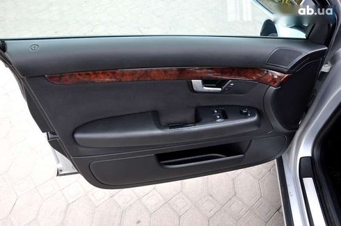Audi A4 2006 - фото 29