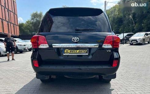 Toyota Land Cruiser 2012 - фото 6
