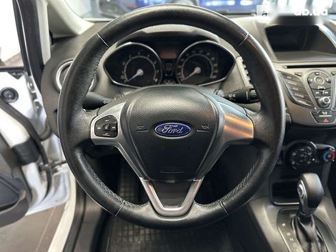 Ford Fiesta 2015 - фото 25