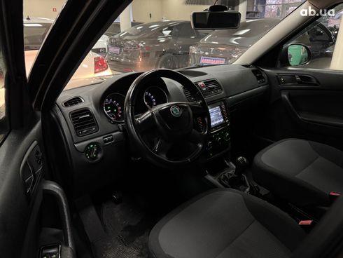 Skoda Yeti 2010 коричневый - фото 5