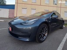 Электромобіль Тесла Model 3 2018 року б/у - купити на Автобазарі