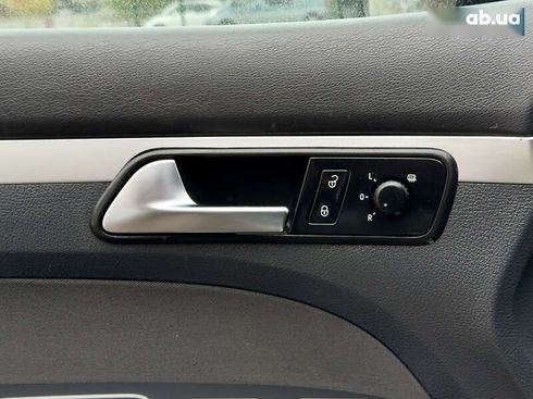 Volkswagen Touran 2013 - фото 20