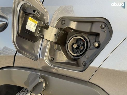 Lexus UX 2020 - фото 13