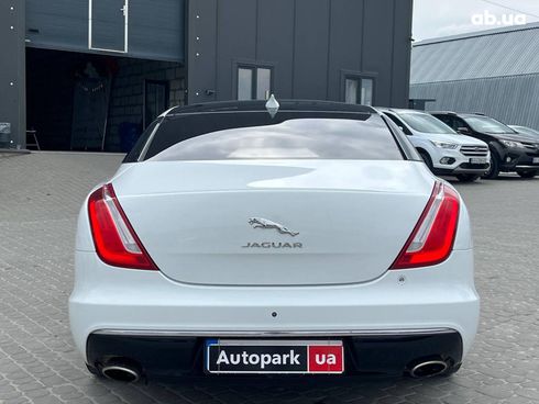 Jaguar XJ 2017 белый - фото 10