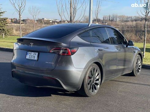 Tesla Model Y 2023 - фото 9