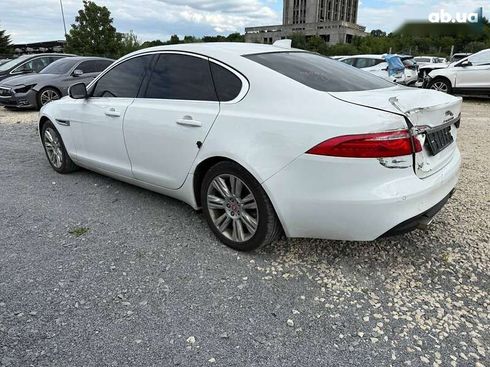 Jaguar XF 2017 - фото 11