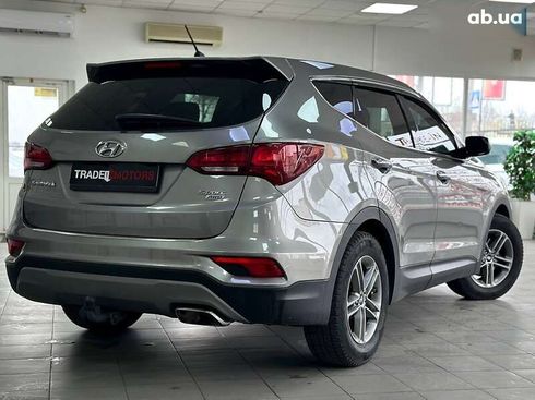 Hyundai Santa Fe 2018 - фото 14